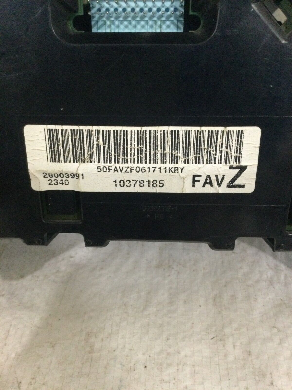 2005 GMC Express 2500 Speedometer Cluster OEM ( No Glass )