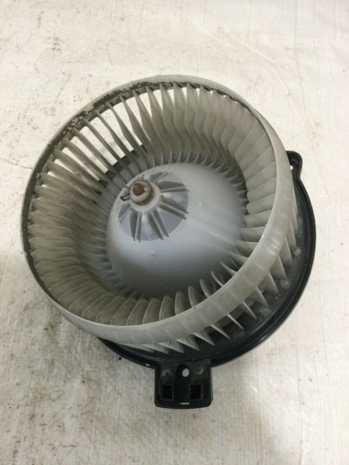 2003 Toyota Highlander  A/C Heater Blower Motor OEM