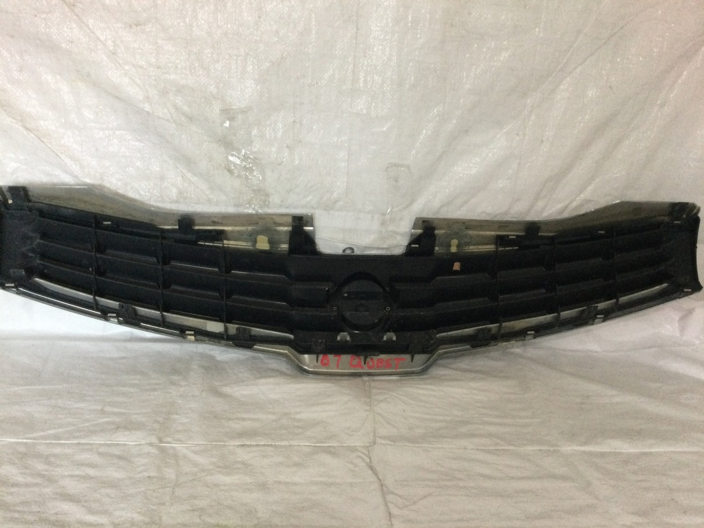 2007 - 2009 Nissan Quest Front Upper Grill OEM