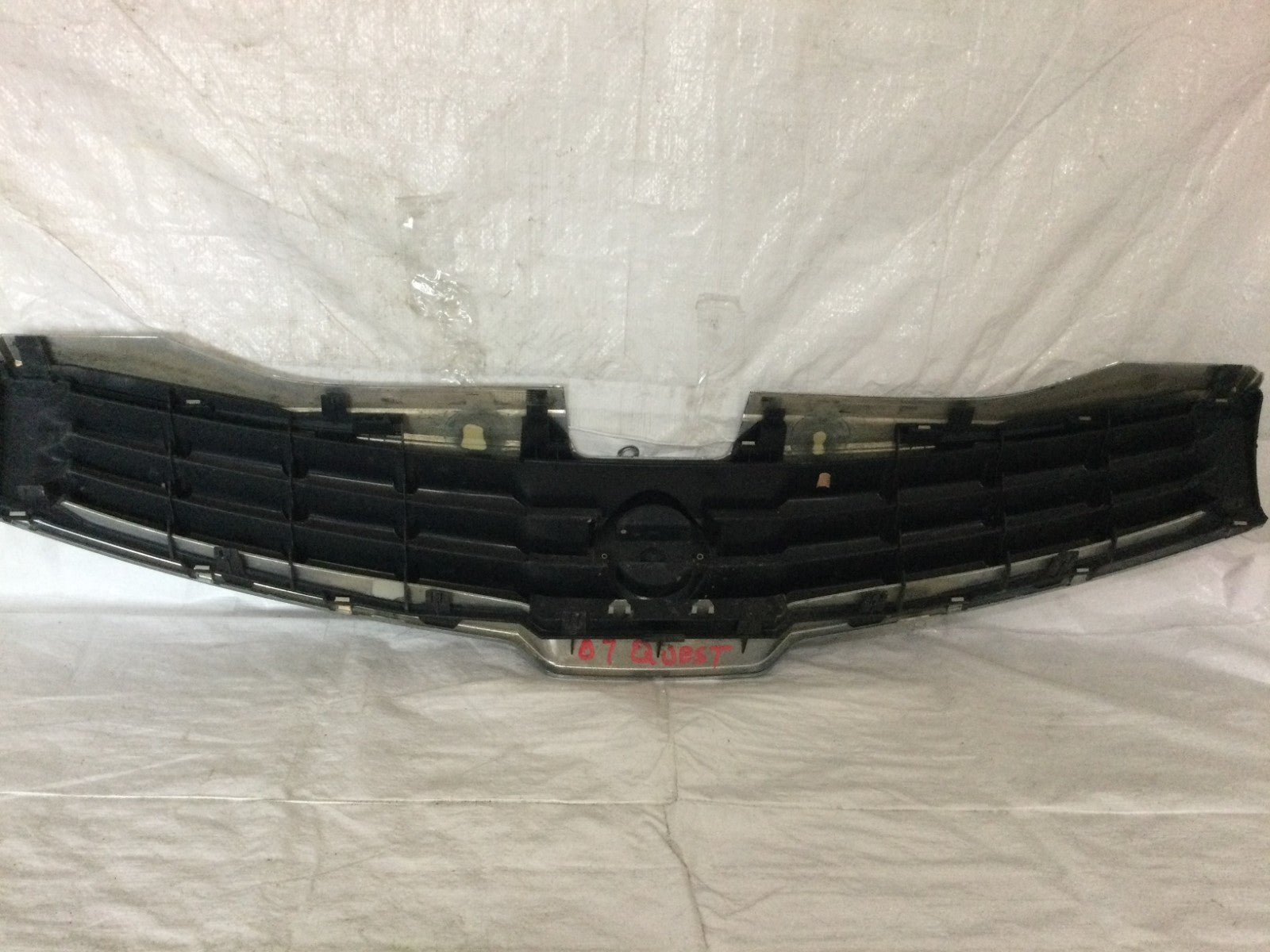 2007 - 2009 Nissan Quest Front Upper Grill OEM