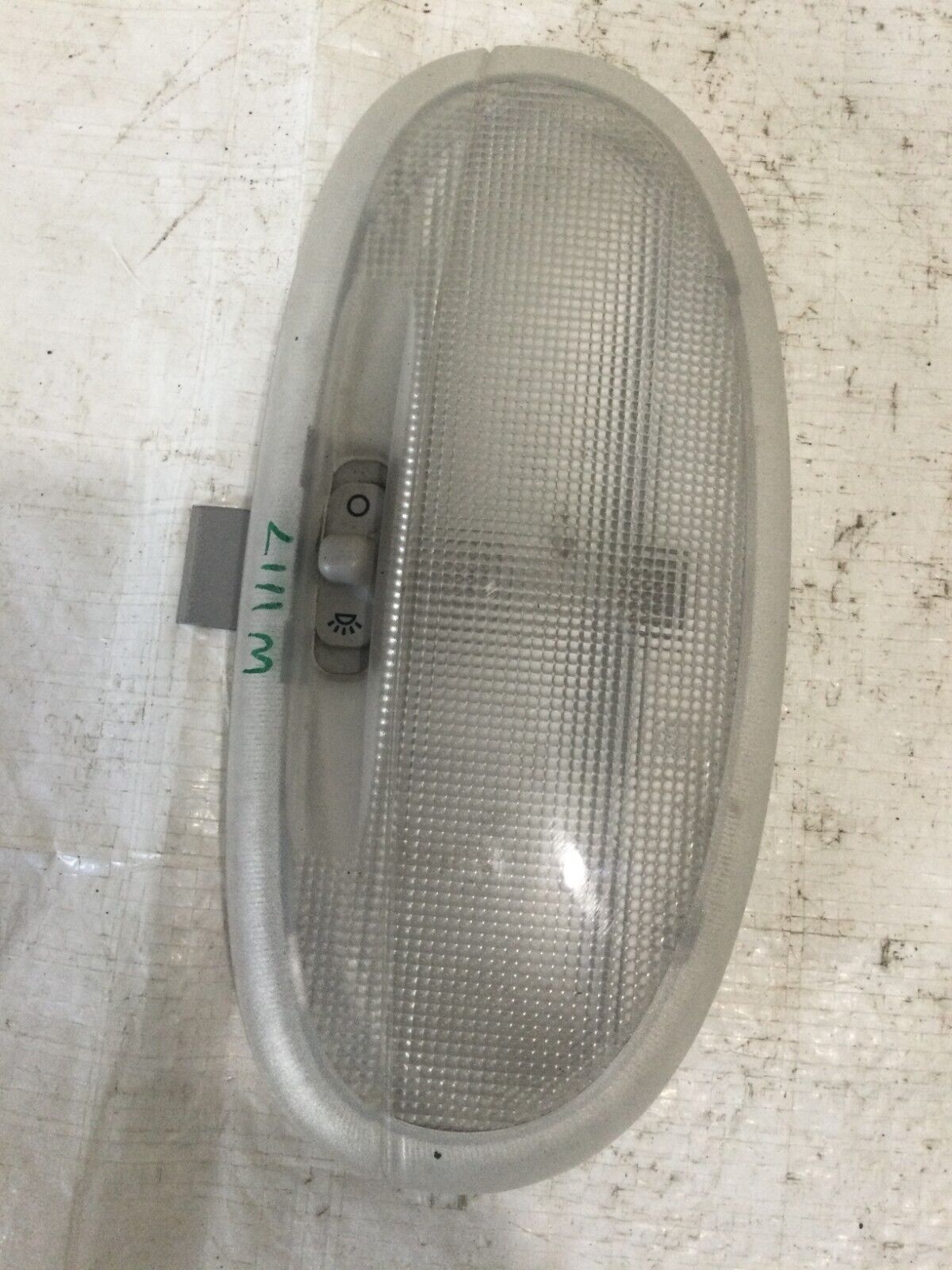 2007 Ford F350SD Overhead Console Interior Dome Light OEM YF1A-13776-DF
