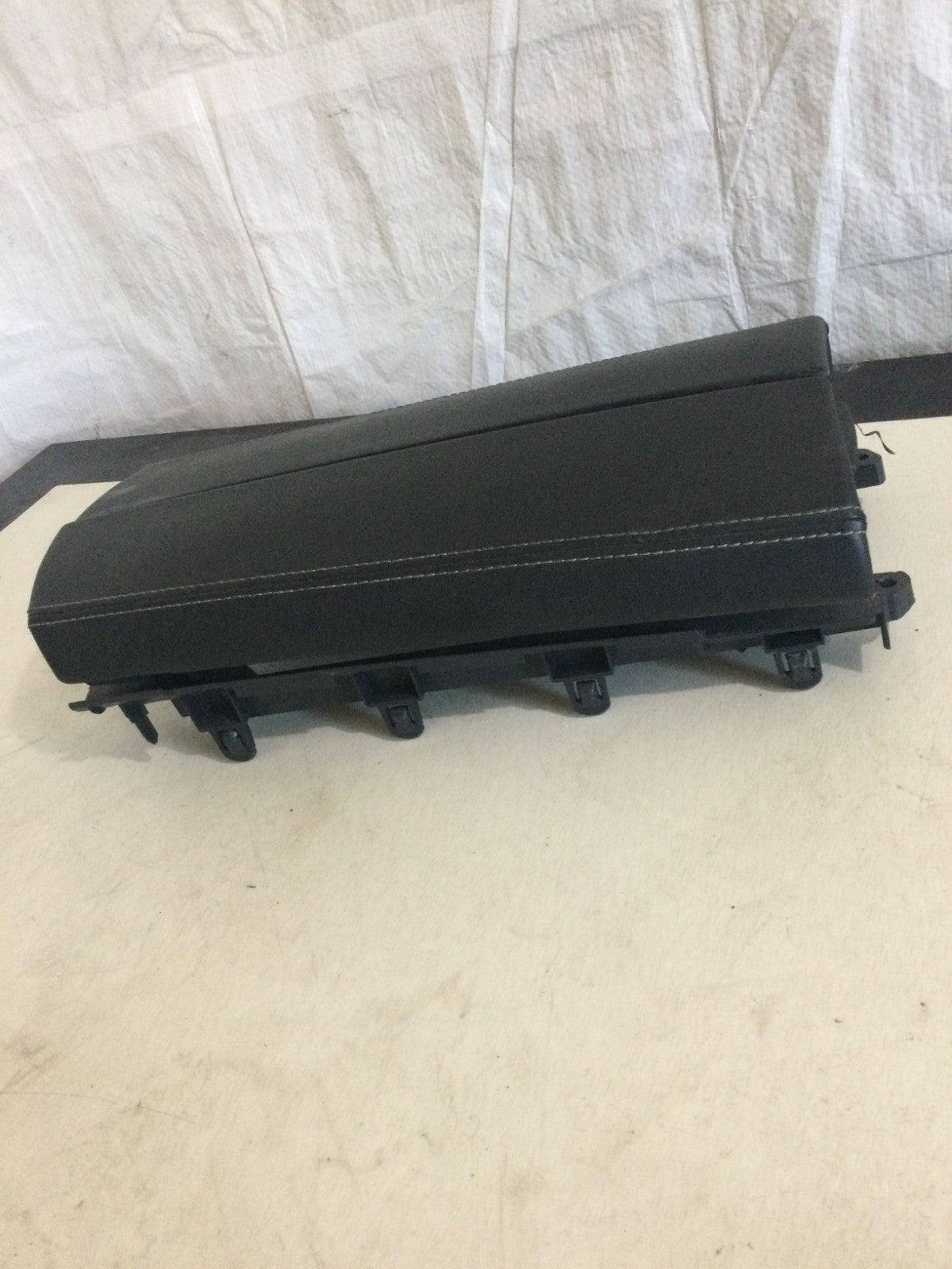 2024 Nissan Rogue 1.5L Center Arm Rest OEM