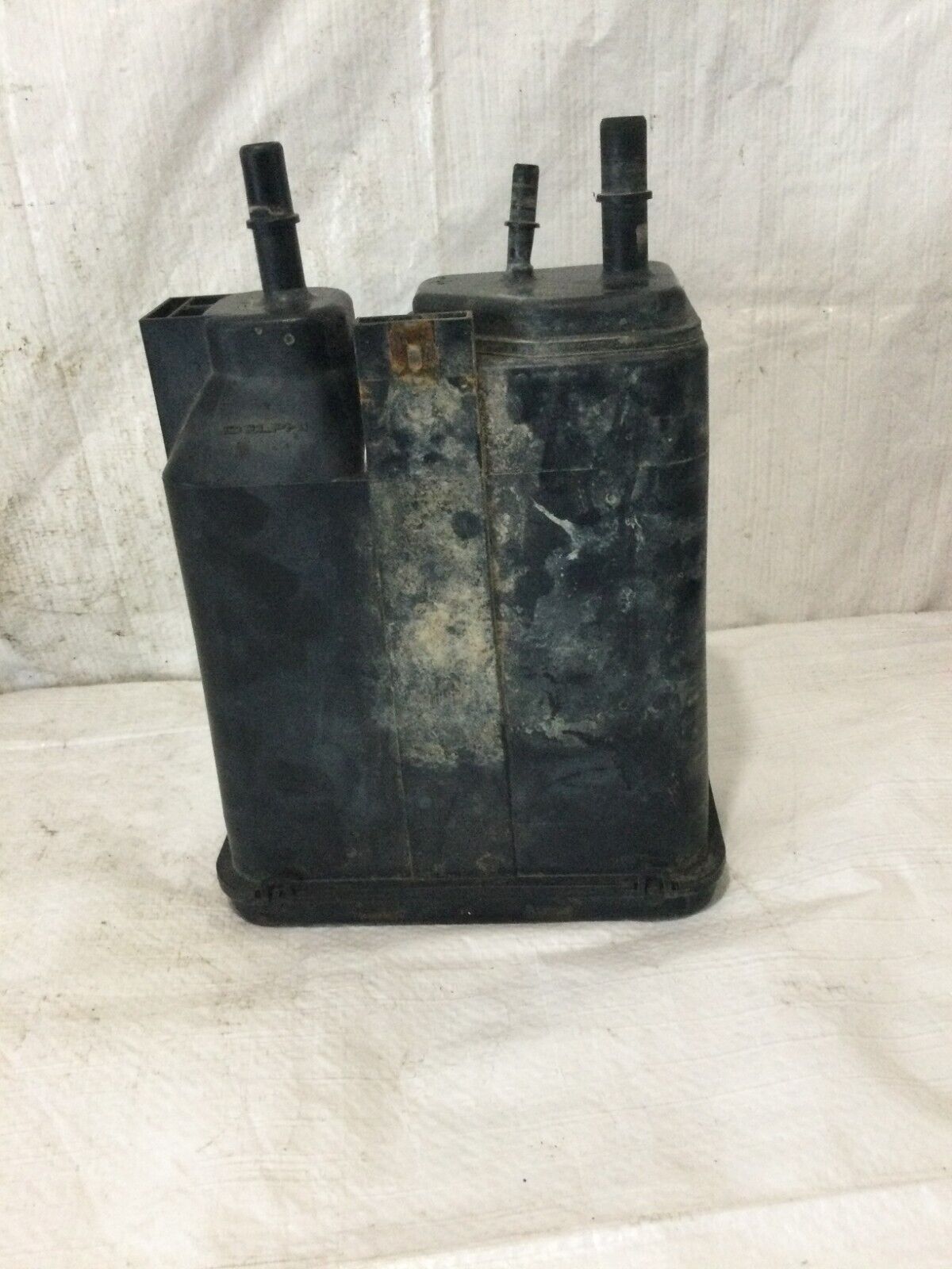 2007 Chevrolet  Silverado 2500  Evaporator Canister  OEM