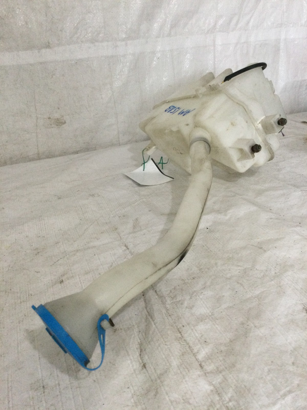 2003 Infiniti FX35 Windshield Washer Fluid Reservoir Bottle OEM