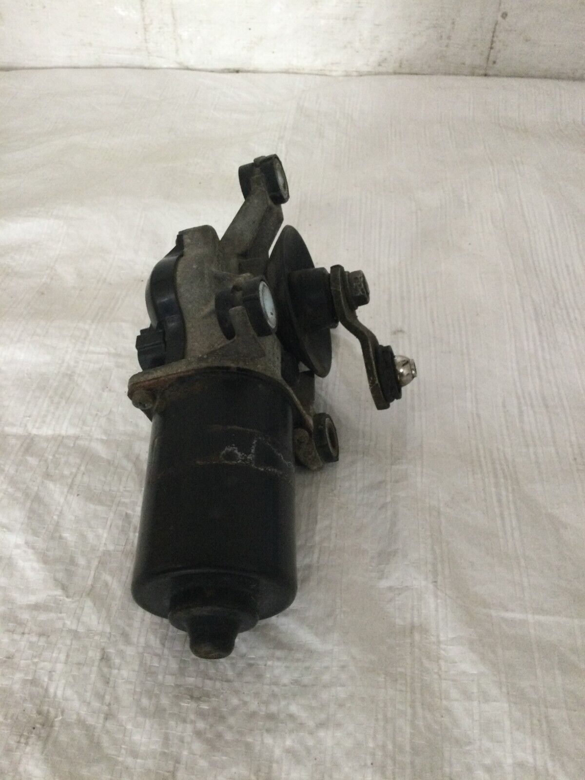 2001 Nissan Xterra Frond Windshield Wiper Motor OEM