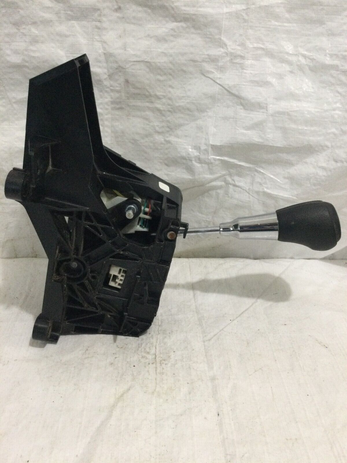 2016-2018 Toyota Rav4 Automatic Transmission Floor Shifter Assembly OEM