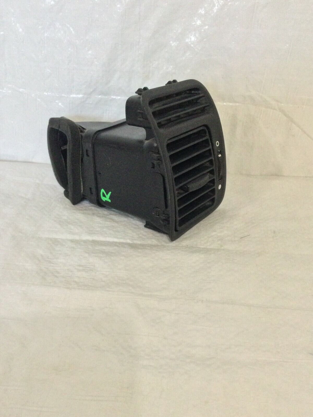 2002-2005 Honda CR-V CRV Dash Air Vent Right Passenger Side Duct OEM RH