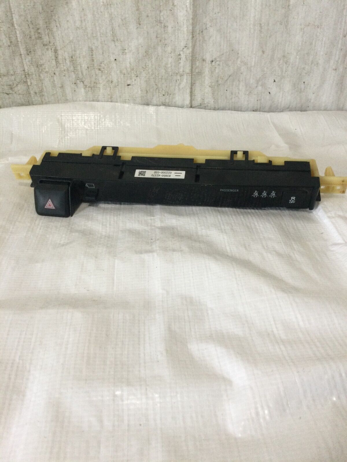 2018 Toyota RAV4 Traction Control Dash Hazard Switch W/ Clock 83950-42370 OEM