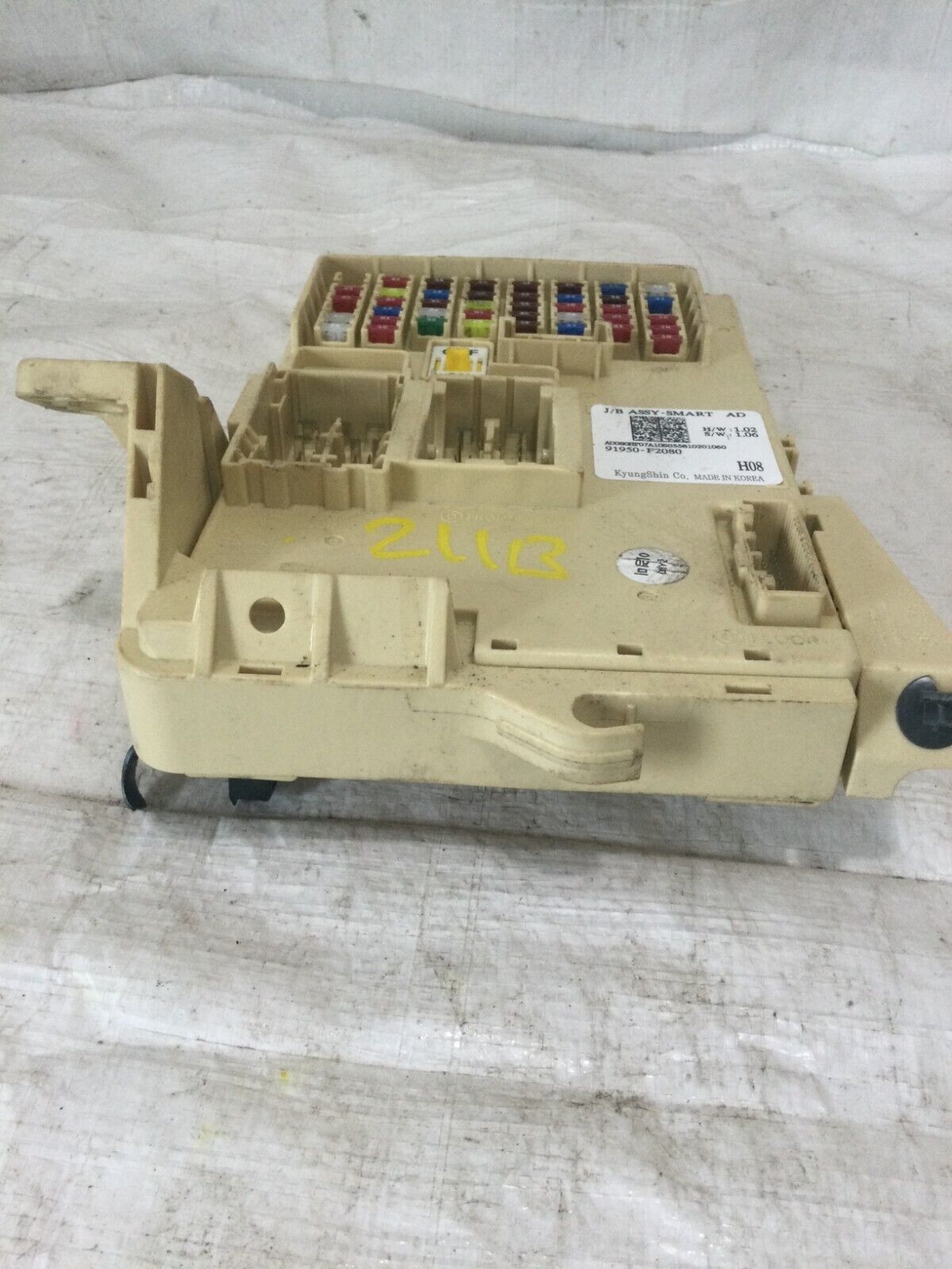 2017 Hyundai Elantra  Cabin Fuse Box  91950-F2080 OEM
