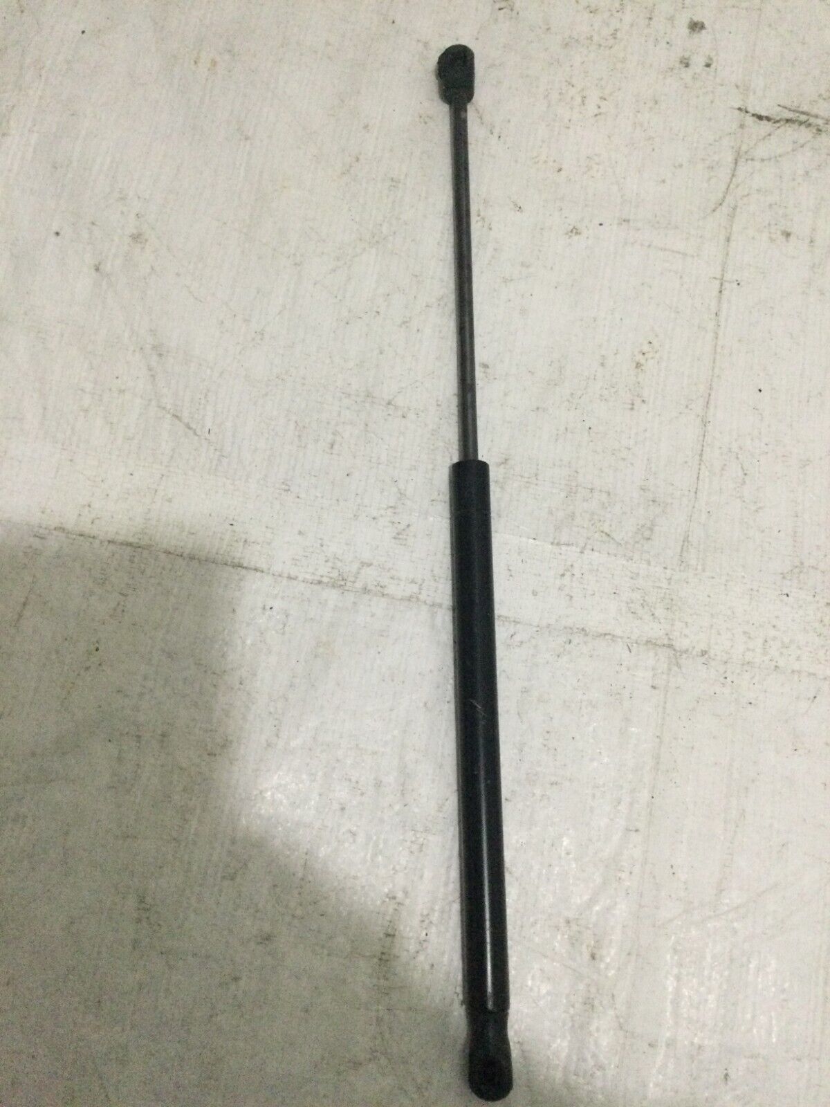2007 Dodge Ram 1500 Hood Shock