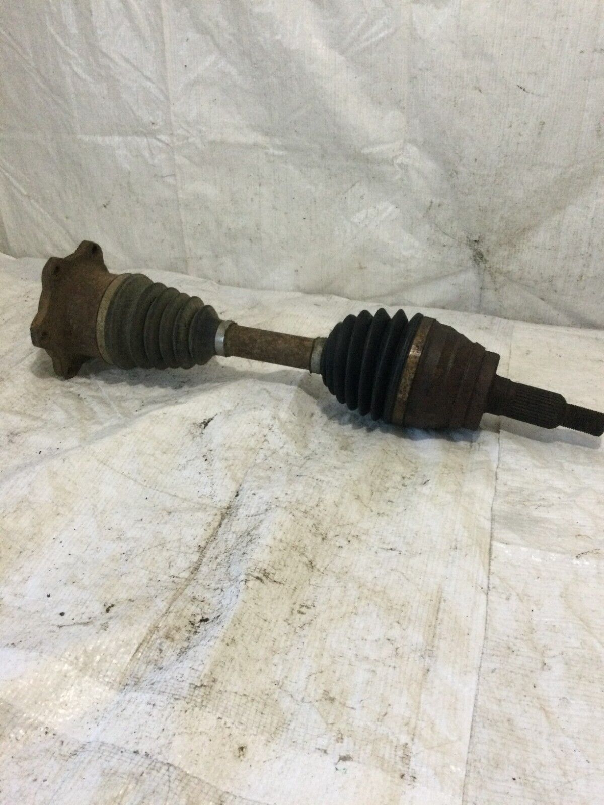 2006 GMC Sierra 2500HD Right Front Axle Shaft OEM