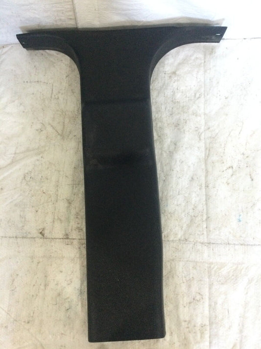 2010 Chevrolet Suburban 1500 Lower B Pillar RH Side Trim Interior 25888420 OEM.