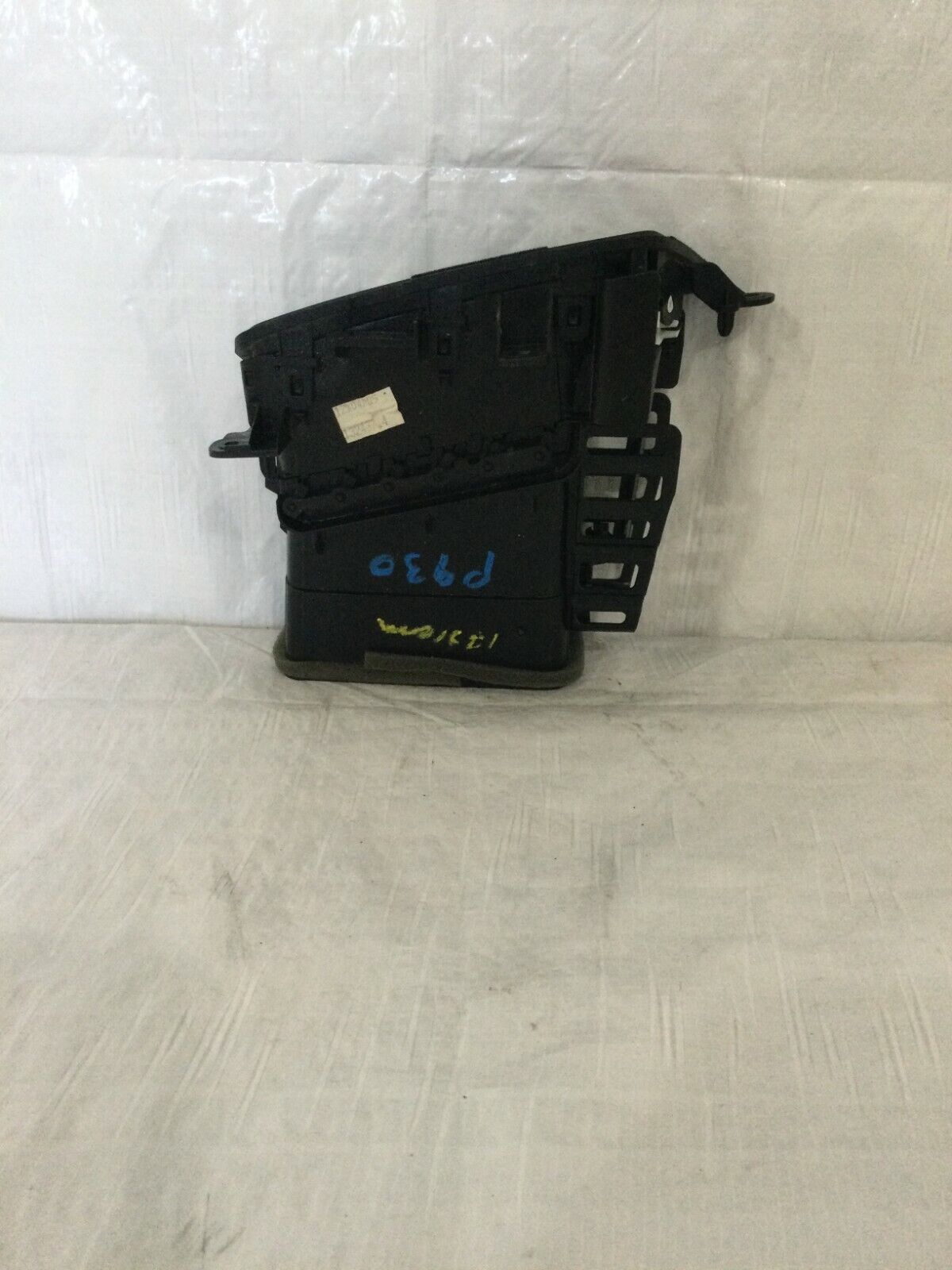 2017 GMC Sierra 1500 Left Driver Side Dash Air Vent  OEM 1-3 V8 6.2L 20943682
