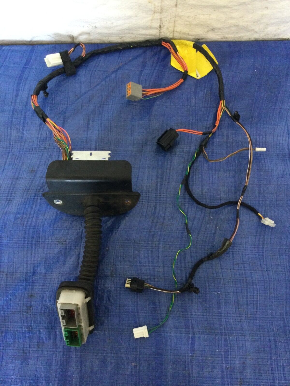 2017 Dodge Grand Caravan Front Right  Door Wiring Harness OEM 68068038AE