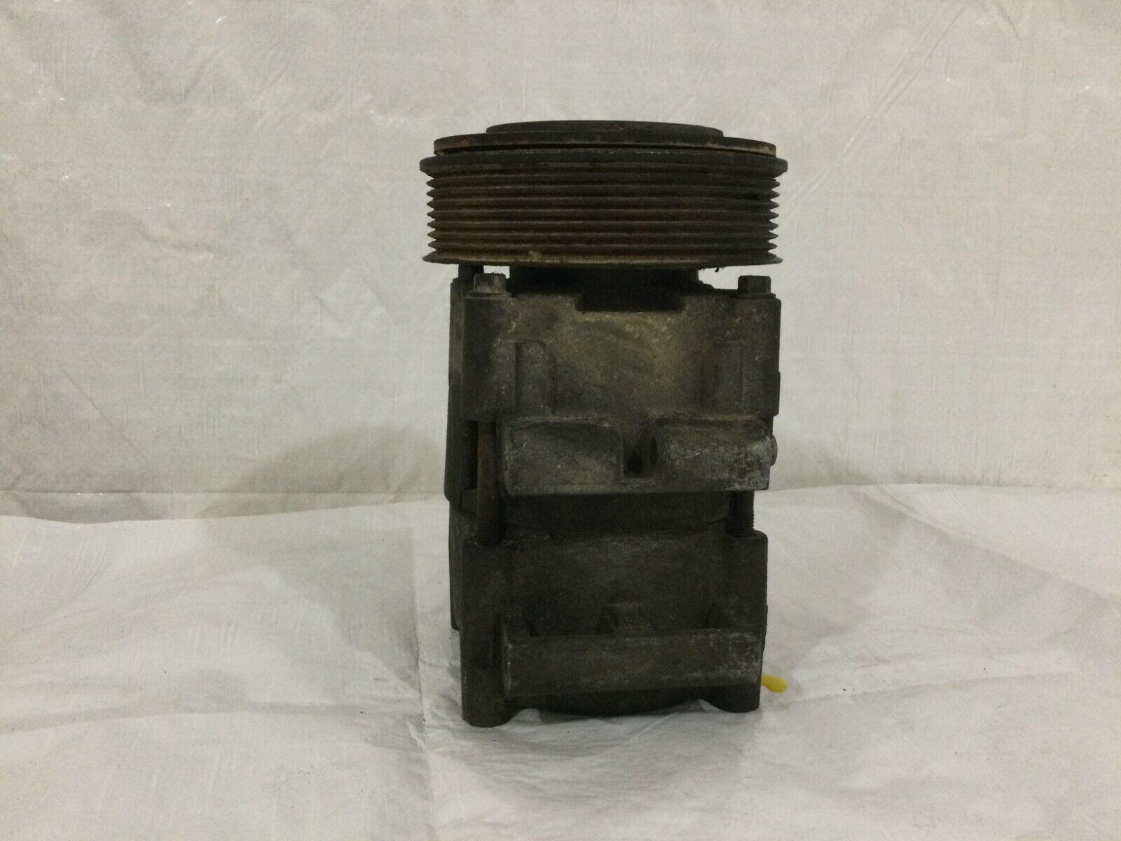 2005-2006 Ford F-350SD 6.0L A/C Compressor 5C34-19D629-AA OEM