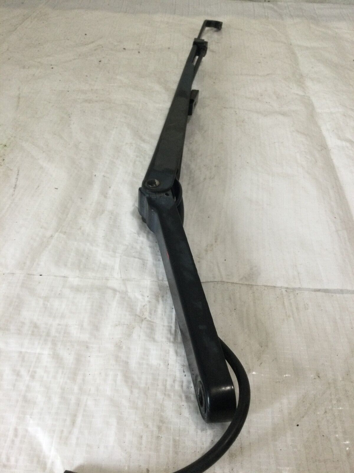 2007 Chevy Silverado 1500 Left passenger Side Wiper Arm OEM