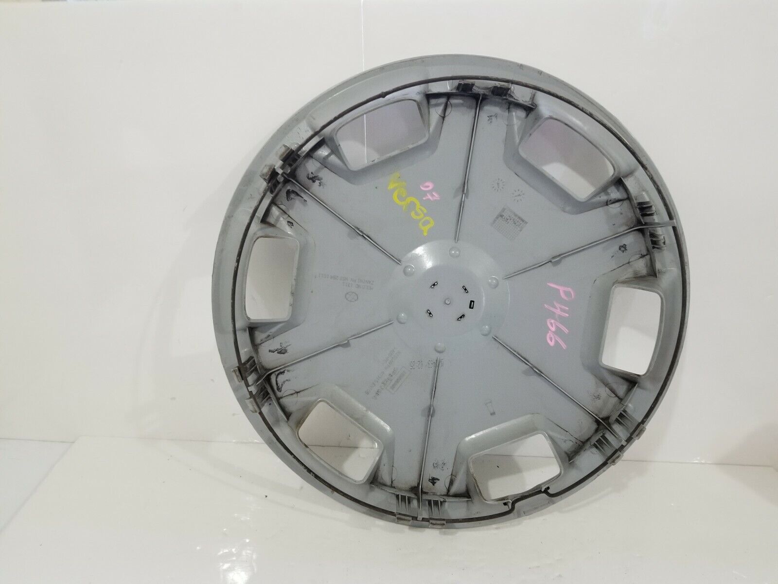 2007-2009 Nissan Versa 15" Wheel Cover Hubcap 40315-EN10B OEM