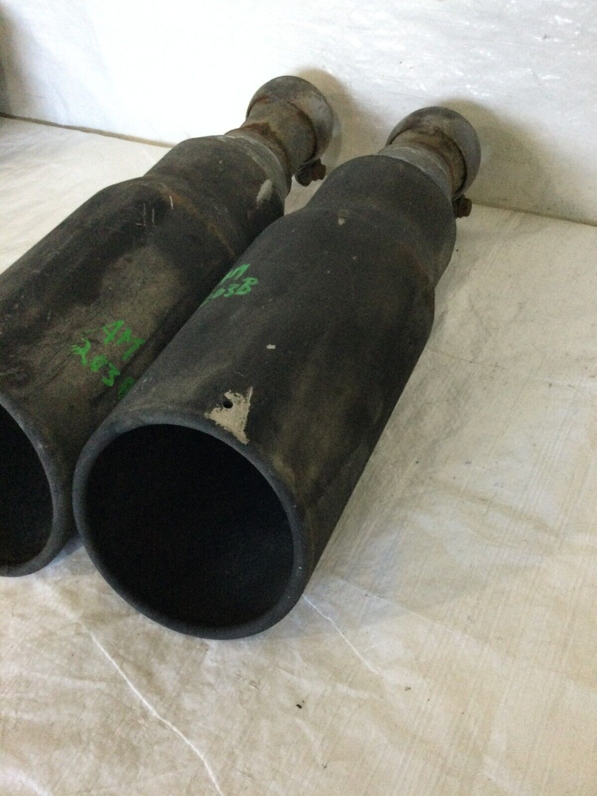 2018 Dodge Ram 1500 Exhaust Tips tail pipe Set of 2