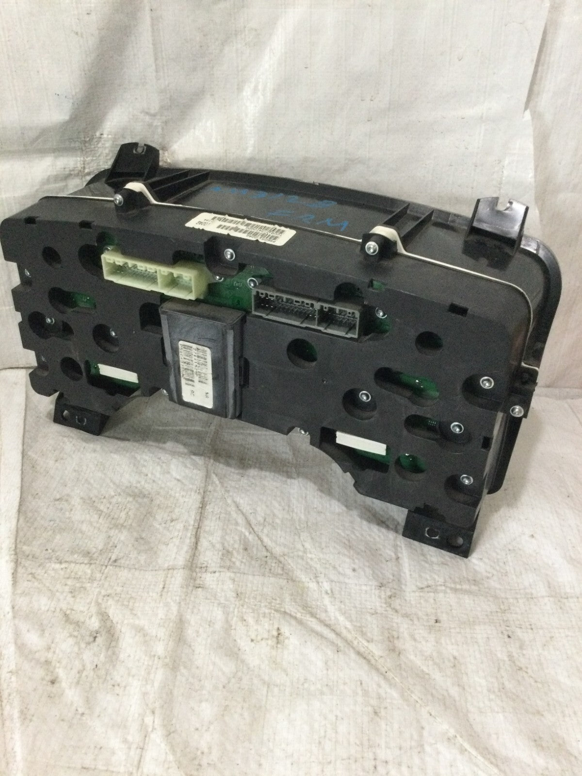 2005 Dodge Ram 1500 Speedometer Instrument Cluster 56051102AG KPH OEM