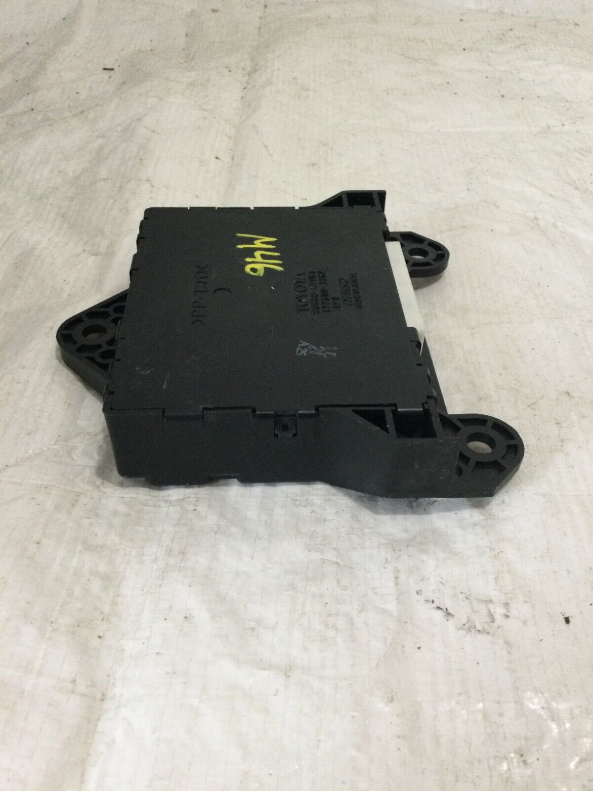 2004-2009 Toyota Prius Temperature Control Module  88650-47051 OEM