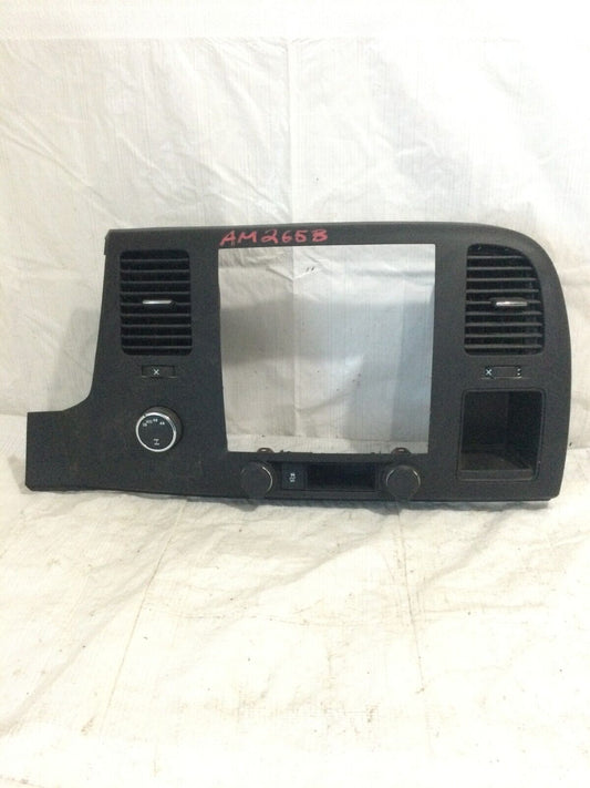 2007-2013 GMC Sierra 1500 Dash Radio Climate Trim Bezel OEM 20935610