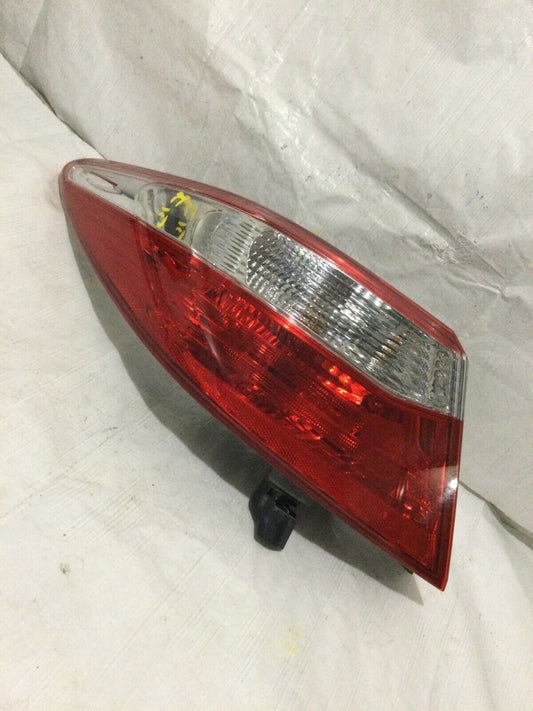 2016-2017 Toyota Camry Quarte Mounted Left Driver Side Tail Light OEM