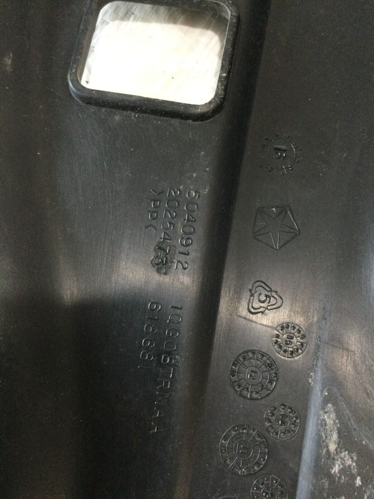 2017 Jeep Wrangler Rear Trunk Floor Cargo Trim 1QG08TRMAA OEM