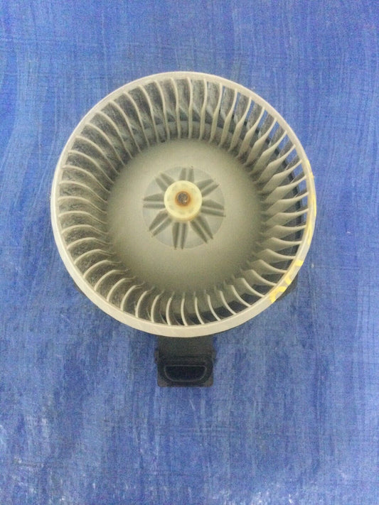 2009 Toyota Matrix A/C Heater Blower Motor OEM