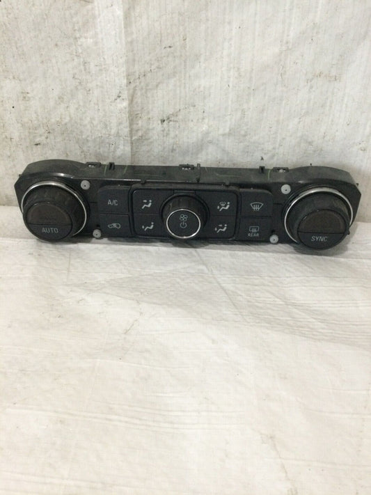 2015 Chevy Silverado 1500 Heat Ac Temp Climate Control HVAC OEM 23486614