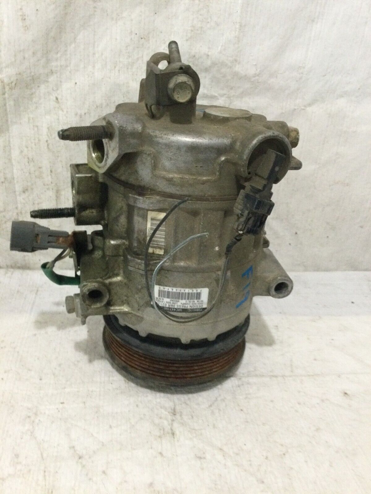 2018 RAM 1500 Air Compressor Assembly   68140664AD OEM