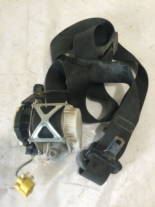 2015 Ford F-350SD Super Duty Seat Belt Front Right RH OEM
