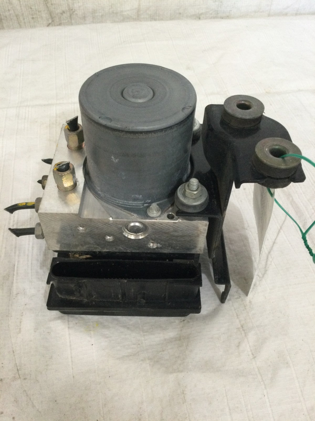 2007 Infiniti G35 3.5L ABS Anti-Lock Brake Pump OEM 0265950639