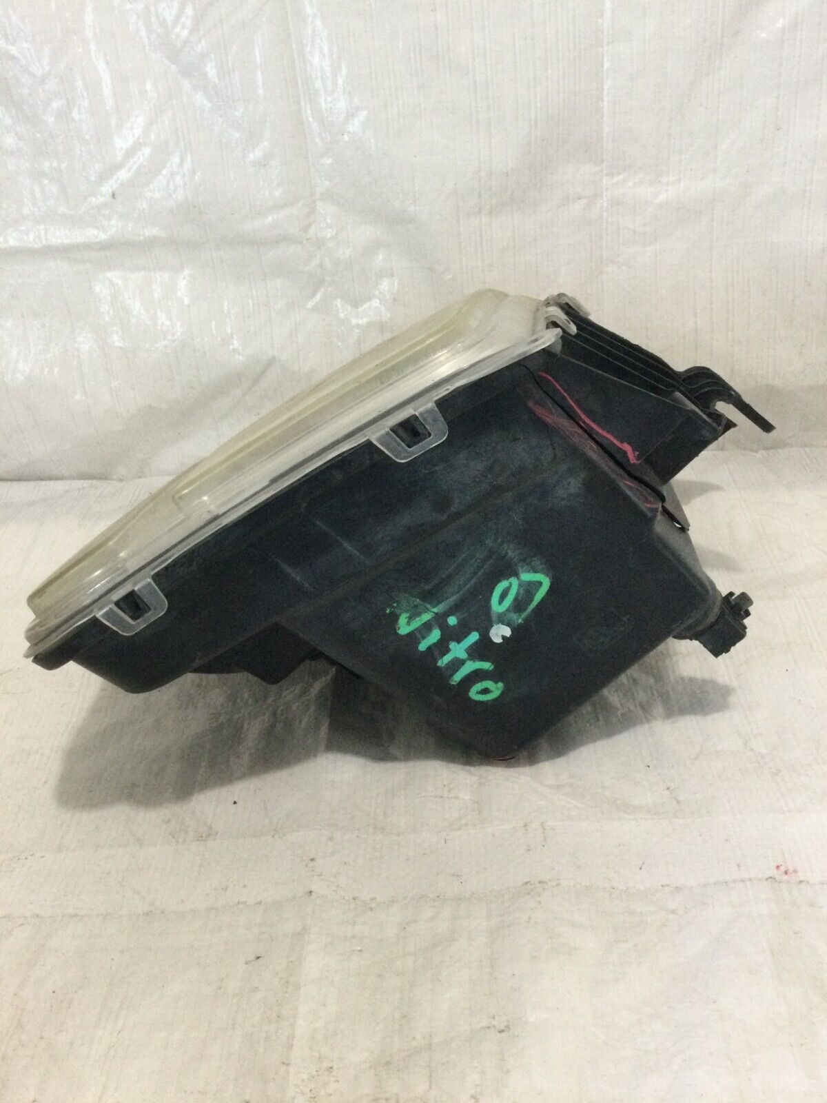 2007-2011 Dodge Nitro Headlight Right Passenger Side OEM RH