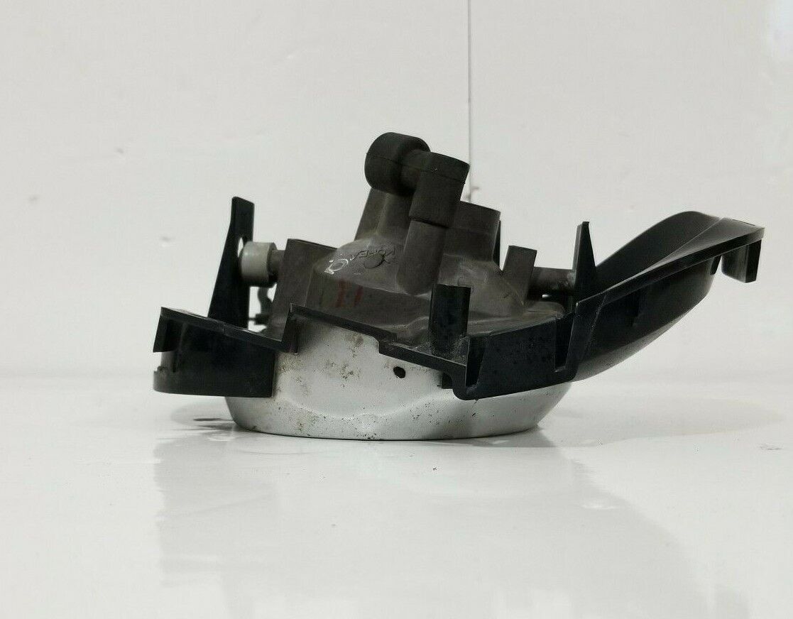 2004-2006 Mazda 3 Fog Light Left Driver Side LH OEM