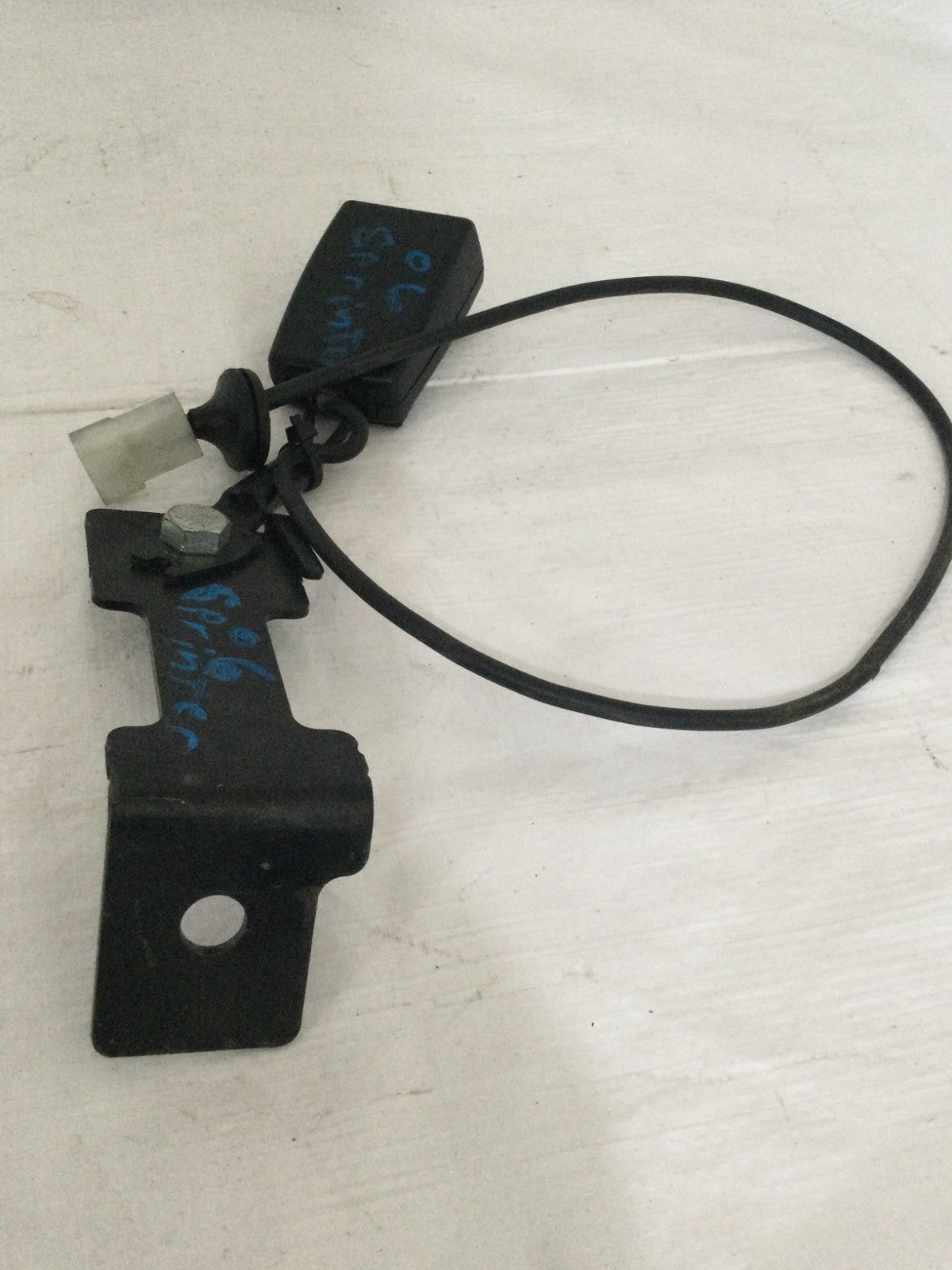 2006 Dodge Van Sprinter 2500 Front Left Driver Buckle OEM