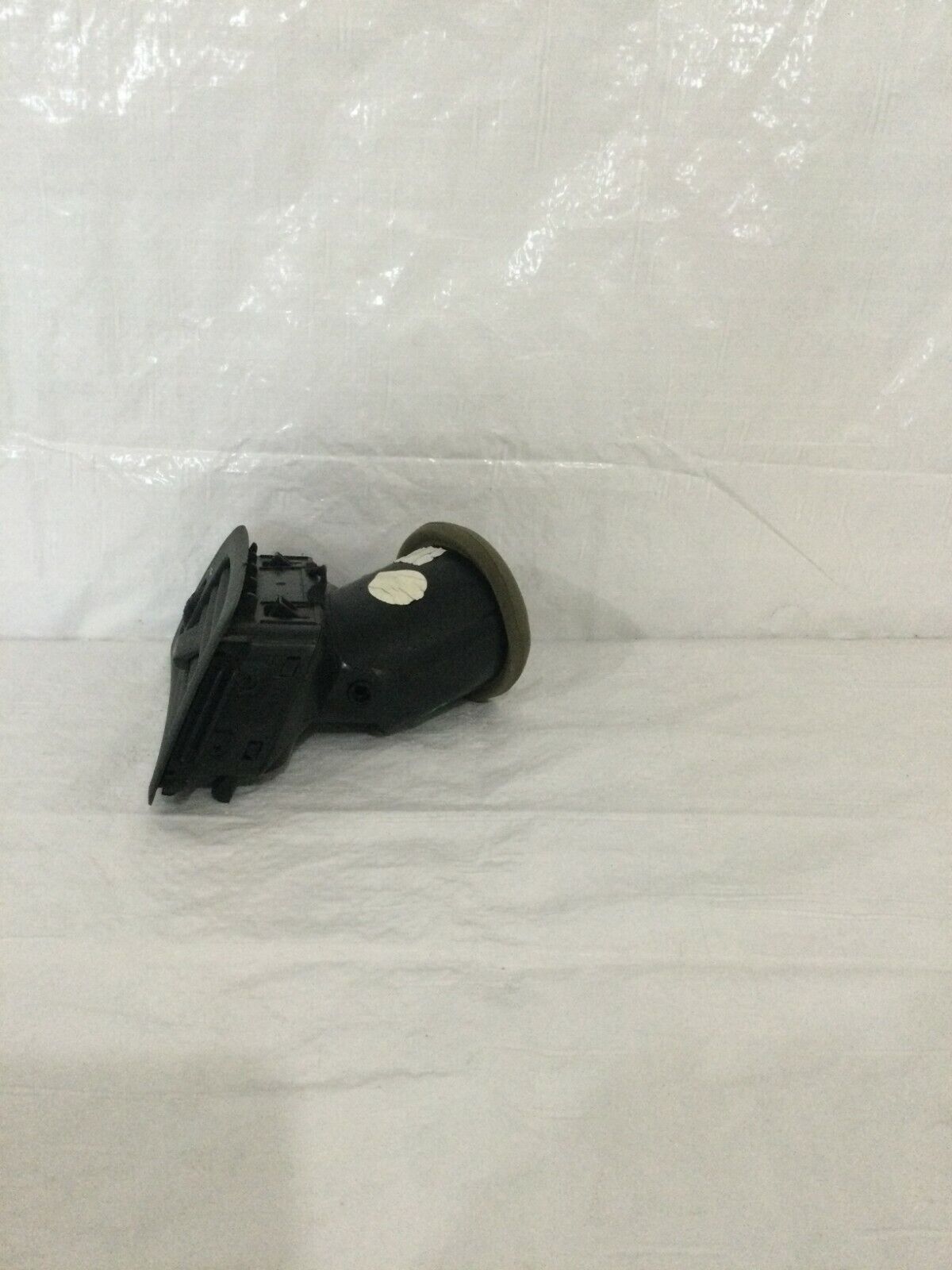 2004 Volvo S60 Right Passenger Dash Air Vent OEM 3409375