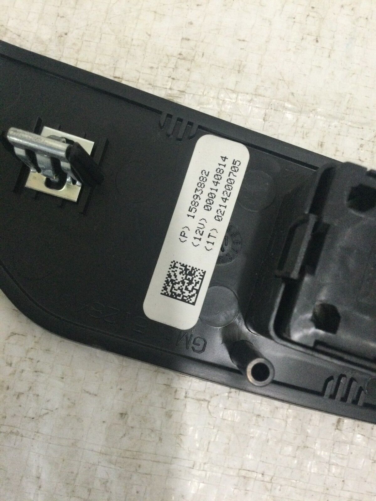 2007 -2009 Cadillac Escalade Right Rear Window Control Switch 15893882 OEM