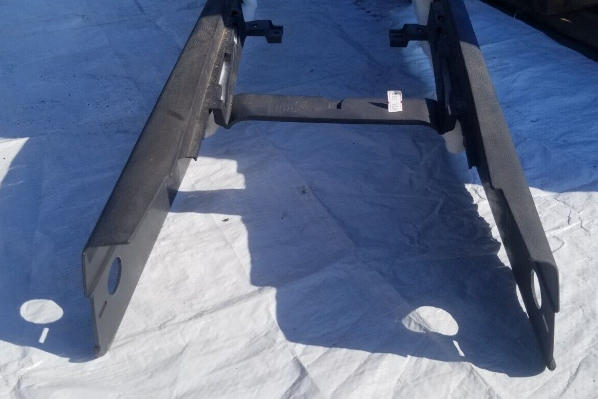2004-2007 Volkswagen Touareg Center Console Storage Compartment Frame OEM