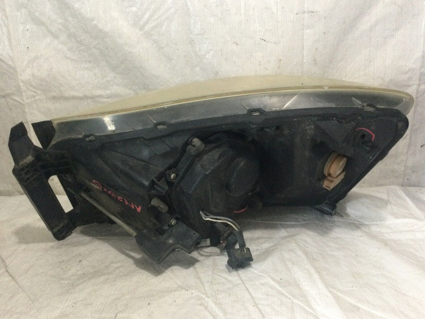 2006 Dodge Ram 1500 Black Bezel Right Passenger Side Headlight OEM