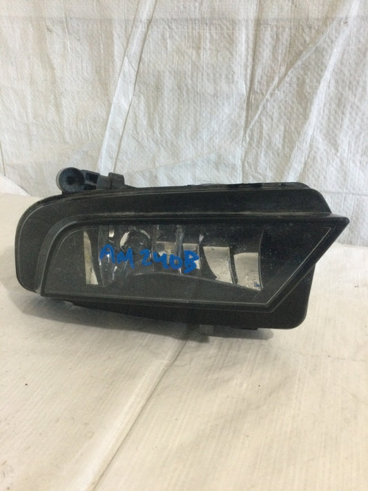 2013 Audi A4 2.0L Front Right Fog Light OEM 8K0941700 MARKED DAMAGE