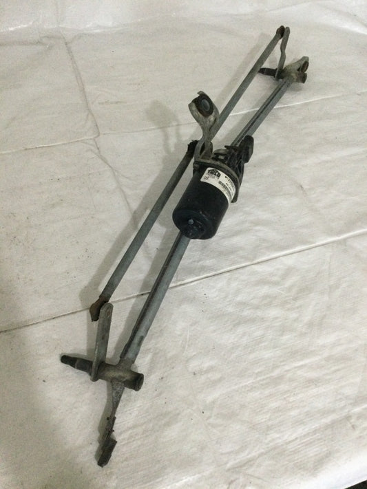 2013 Dodge Ram 1500 5.7L Windshield Wiper Motor W/ Linkage OEM 55372141AF