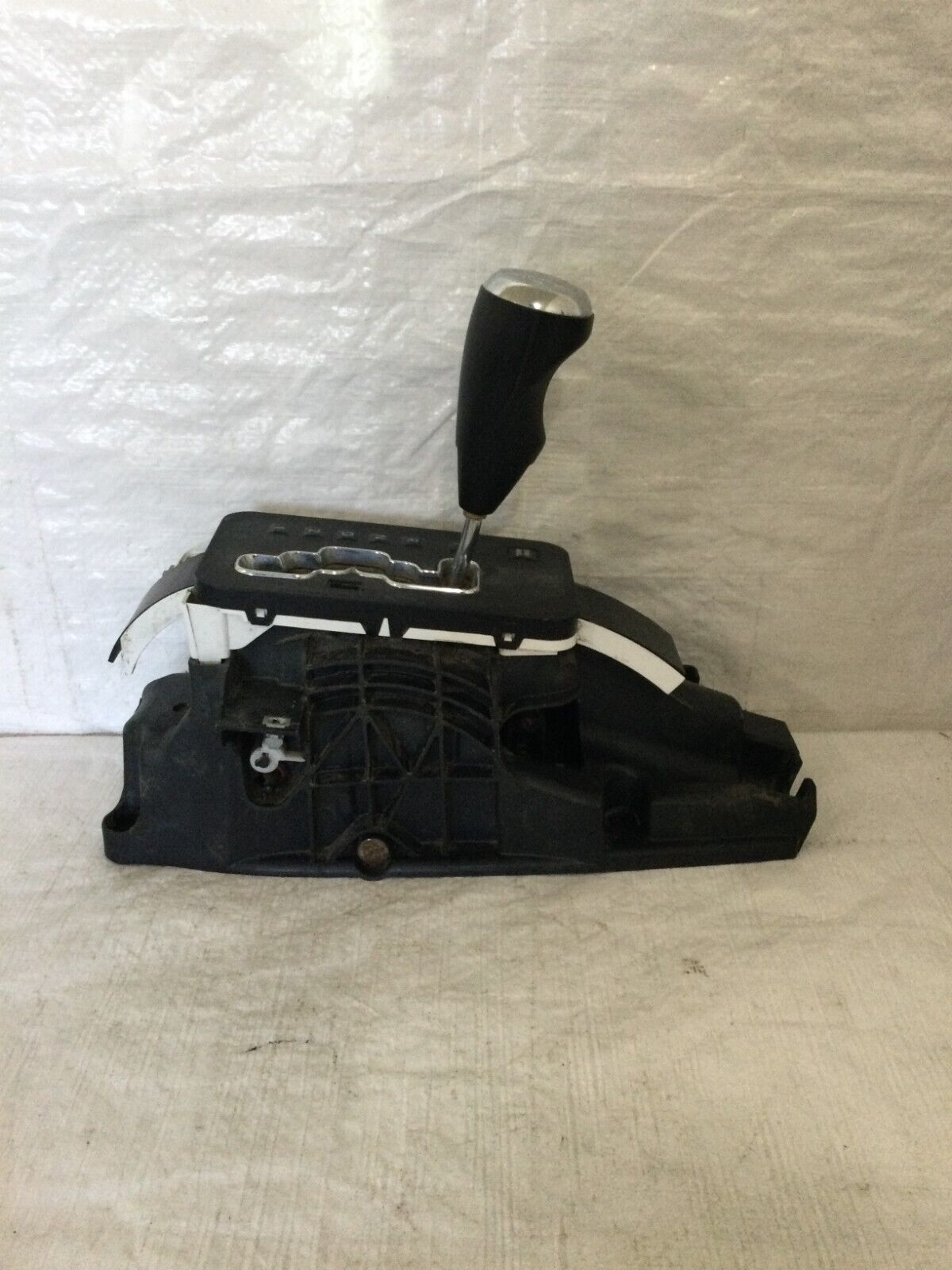 2007-2011 Dodge Nitro Transmission Floor Shifter OEM 52125338AC