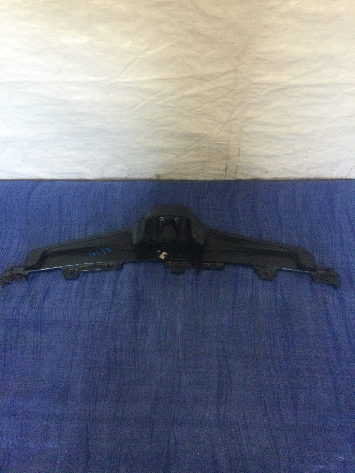 2003-2007 Honda Accord Coupe Front Grille Grill W/ Emblem OEM