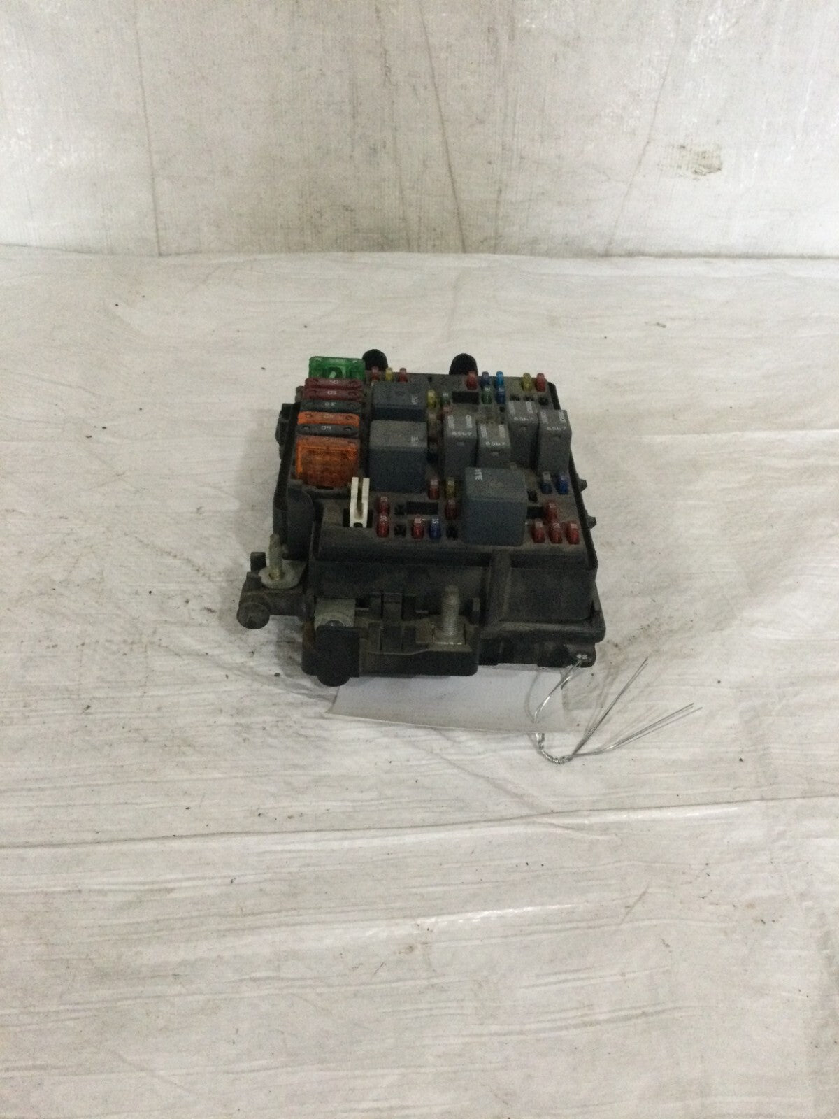 2001 Chevrolet Silverado 2500 Fusebox Junction OEM 15328806-05