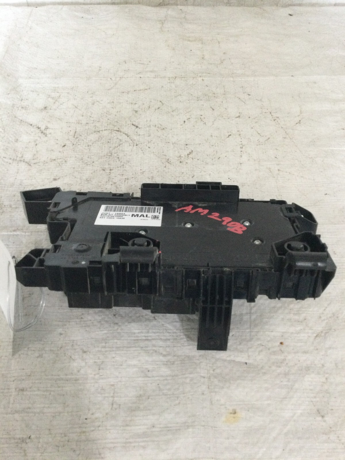 2018 Ford F-150 Body Control Module OEM JU5T-15604