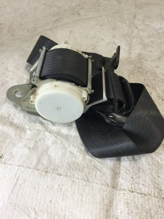 2008 GMC Sierra 2500HD rear Right  Seat Belt 33059028B OEM