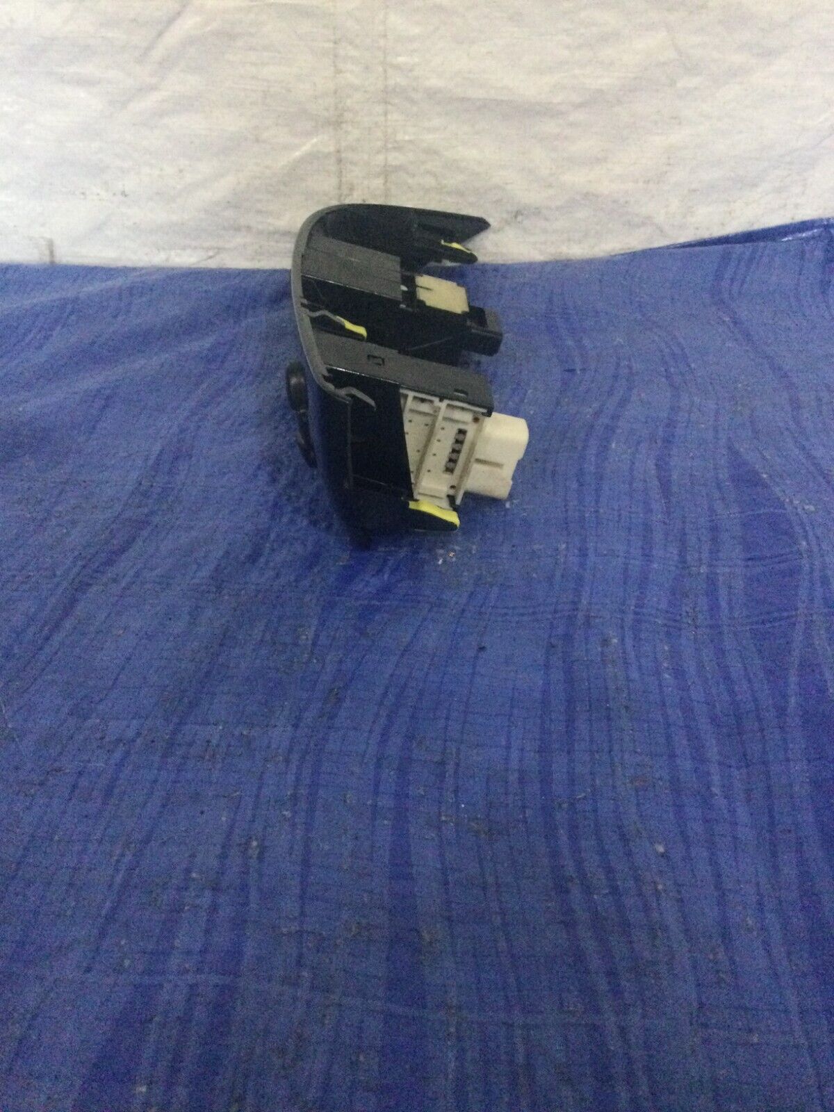 2004 Toyota Sienna Left Side Dashboard Trim Bezel  OEM LH