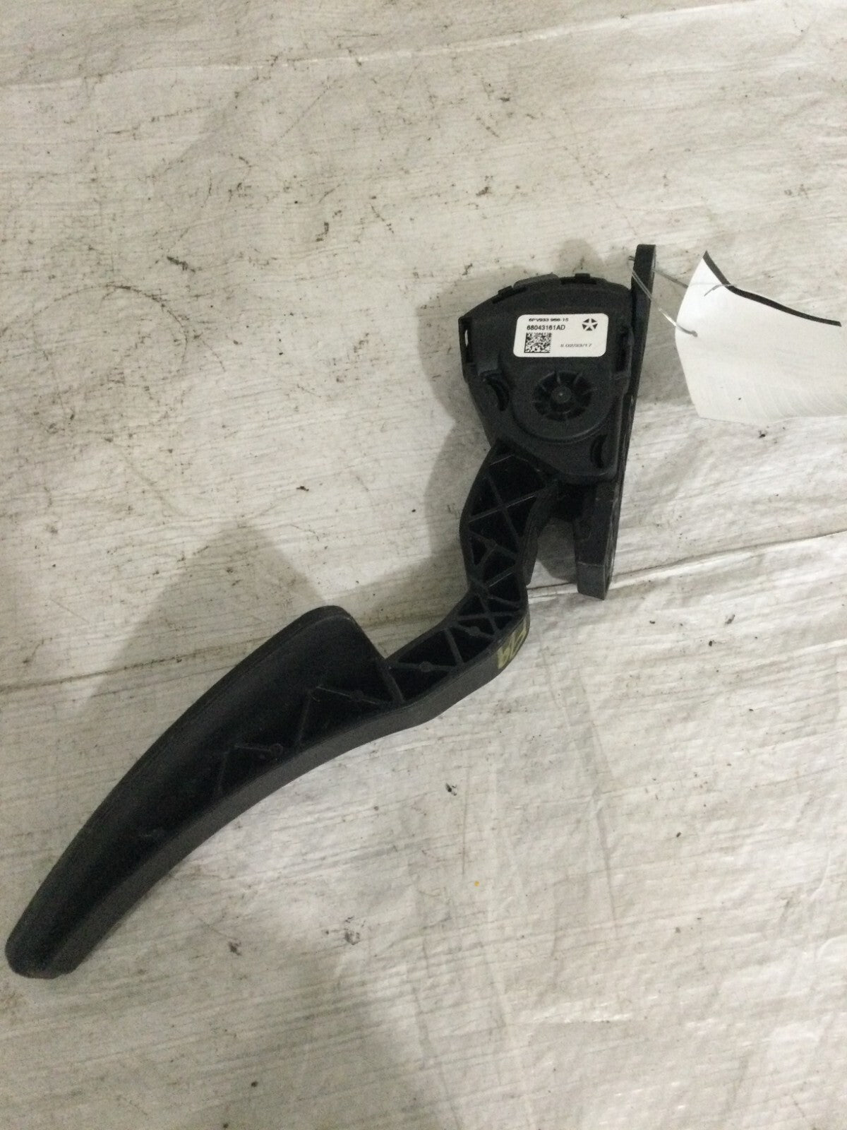 2018 Dodge Ram 1500 Accelerator Pedal 68043161AD OEM