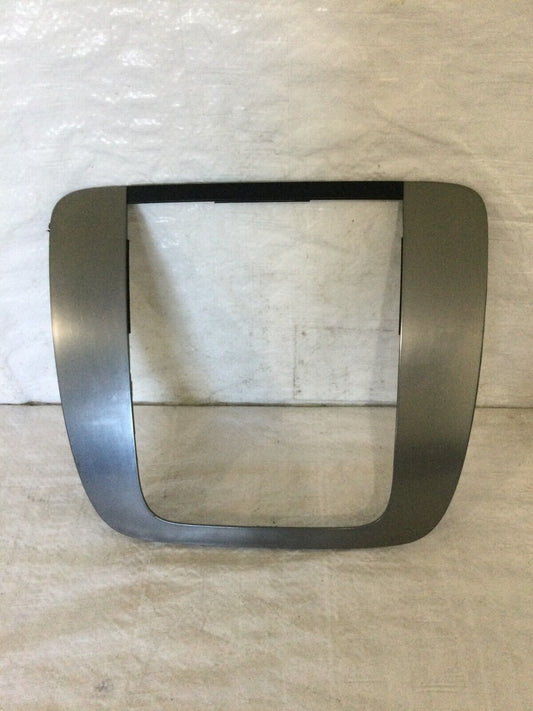 2007 - 2013 Radio Climate Bezel OEM Avalanche Silverado Sierra Tahoe Yukon 