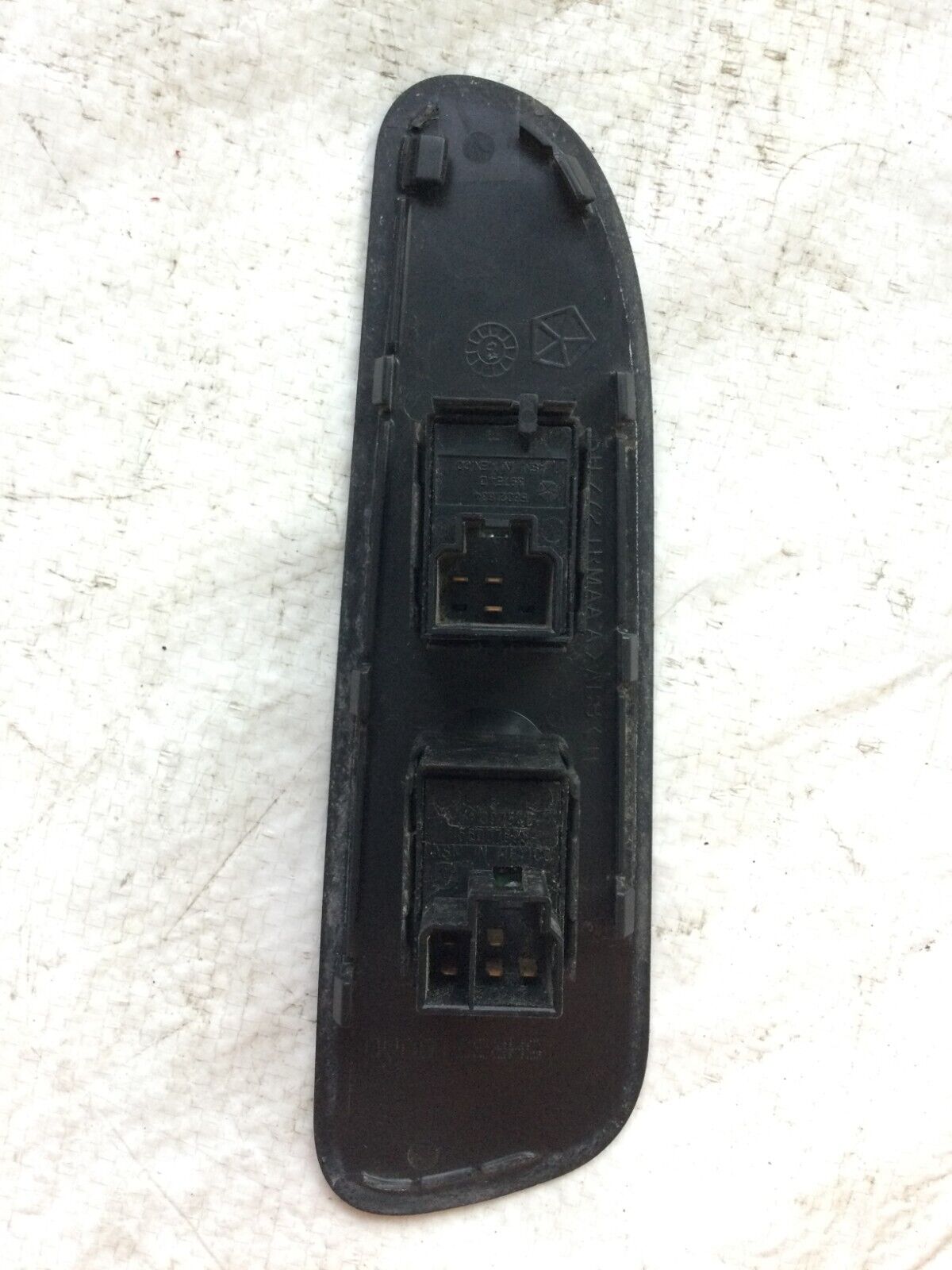 2002-2005 Dodge Ram 1500 2500 passenger power door window Switch OEM